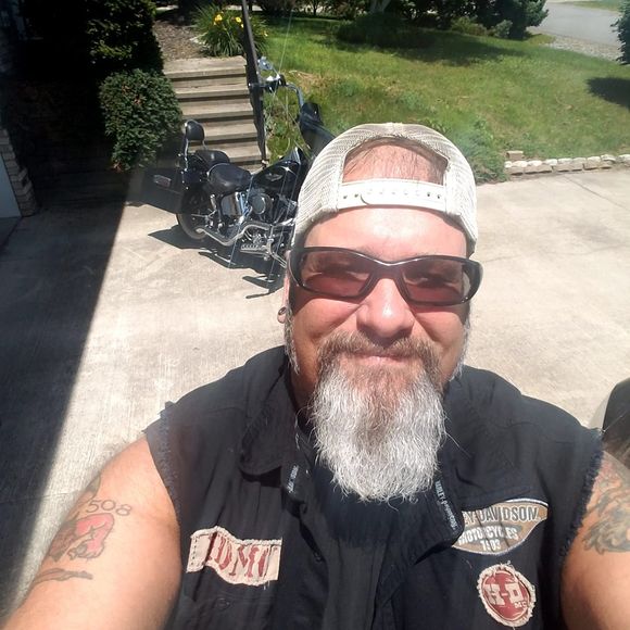 Meet your Posher, Gary - Picture 1 of 1